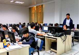 商貿(mào)技術(shù)系學(xué)子全力以赴，全國(guó)大學(xué)生外貿(mào)從業(yè)能力大賽激戰(zhàn)正酣